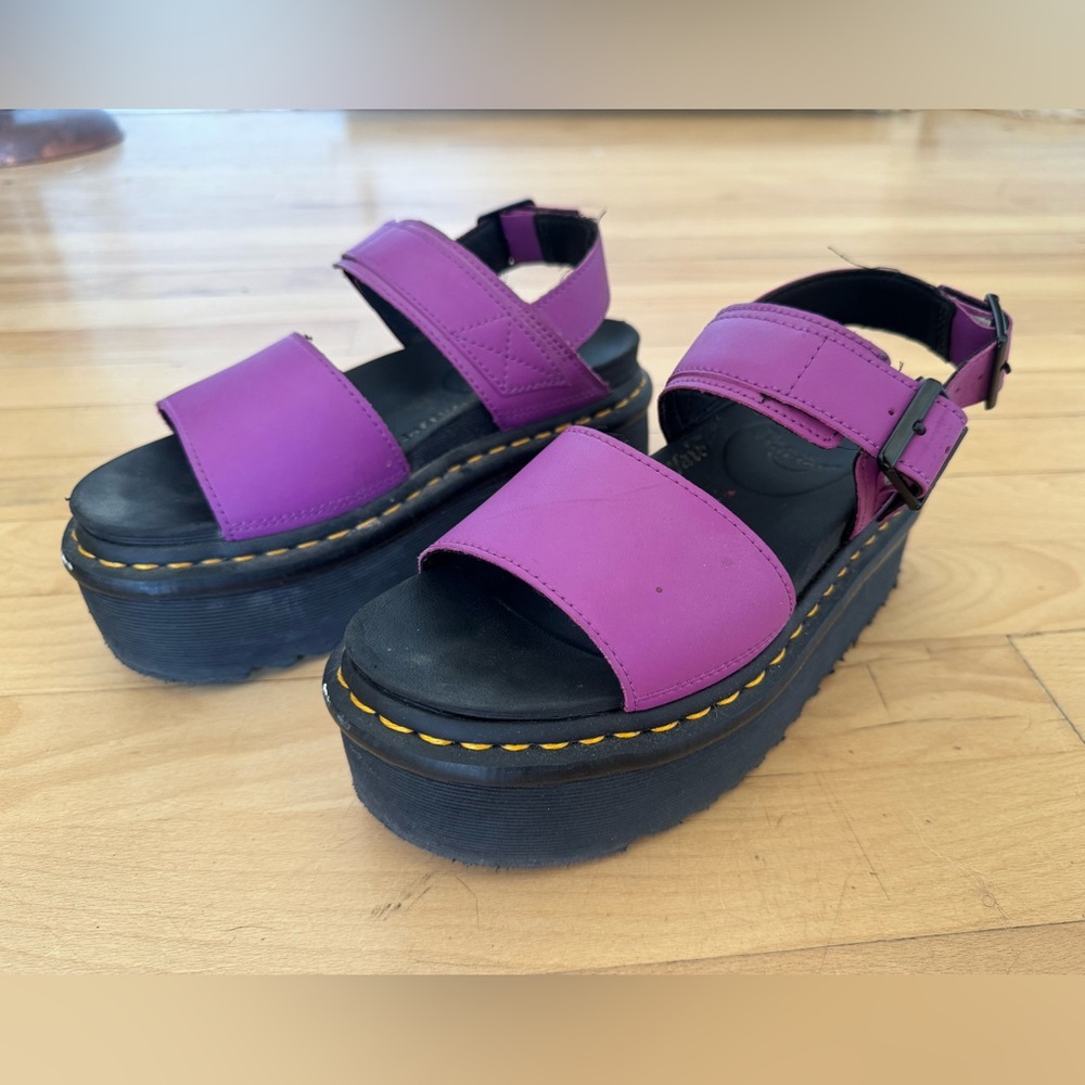Dr. Martens Women's Voss Zen Pisa Sandals